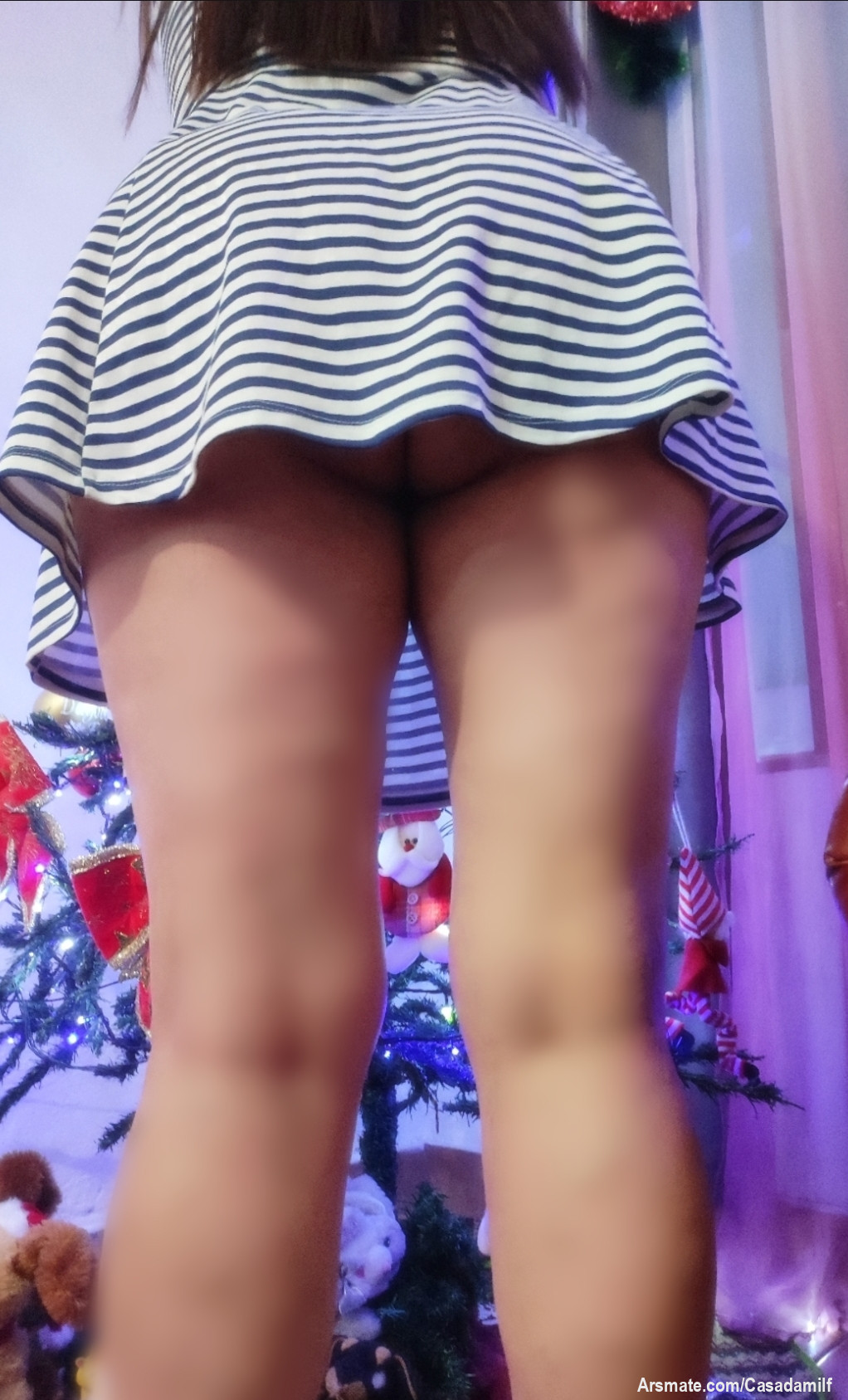 Terminando de armar mi 🎄
#Esposa #Milf