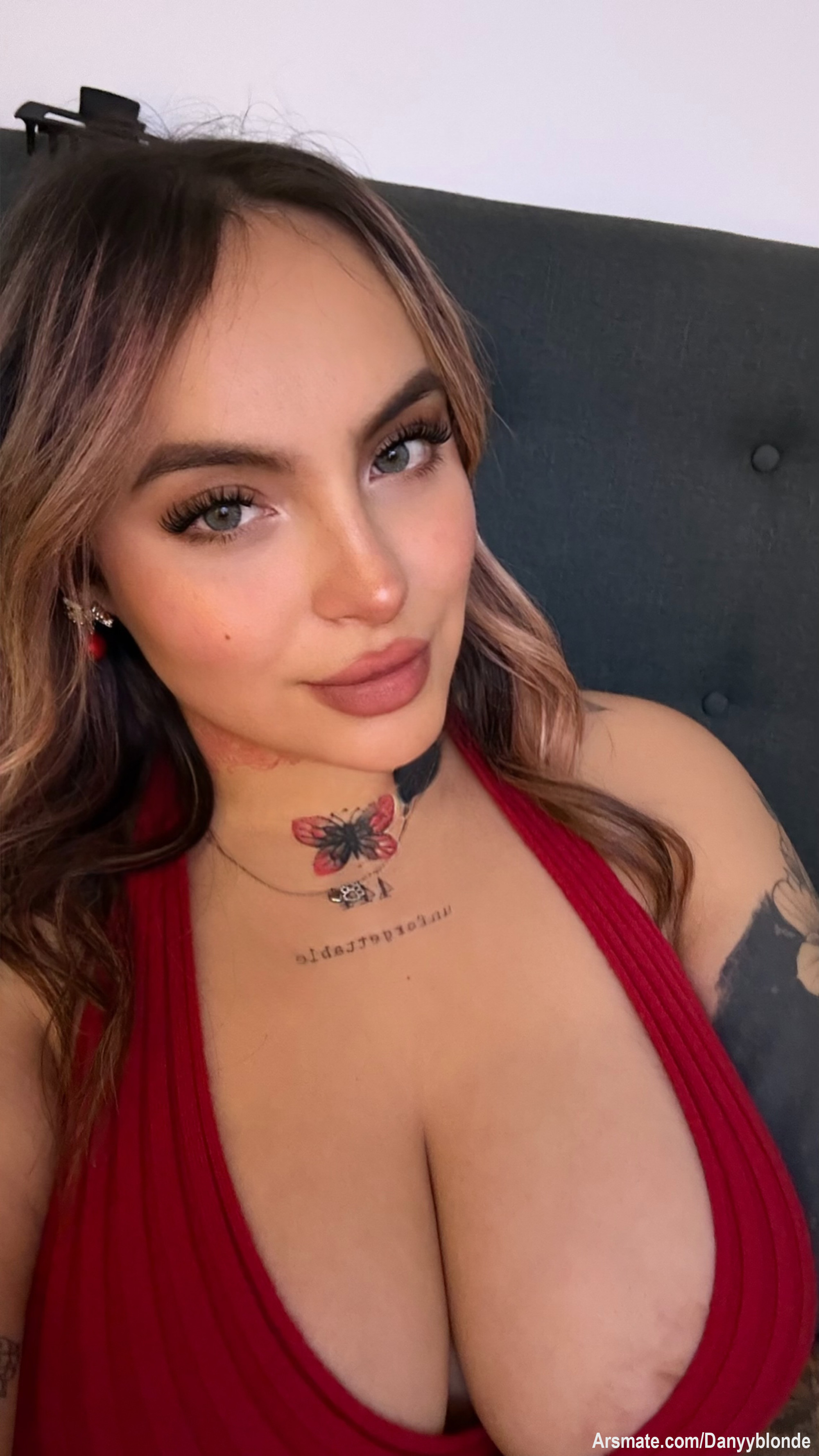 Corazón, te tengo un regalo especial solo para ti 🤭🔥 
Suscríbete, dale like a 5 publicaciones y reclama tu regalo especial