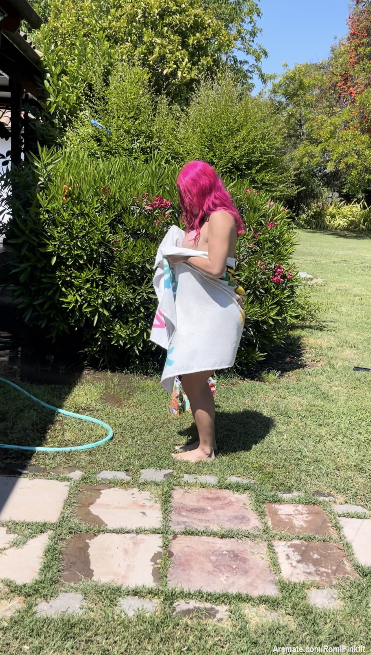 Disponible bbs el primer capítulo del Reality Summercamp creado por ARSMATE está súper 🔥🔥🥵 y entretenido.
Solo deben ingresar a vodscene.com