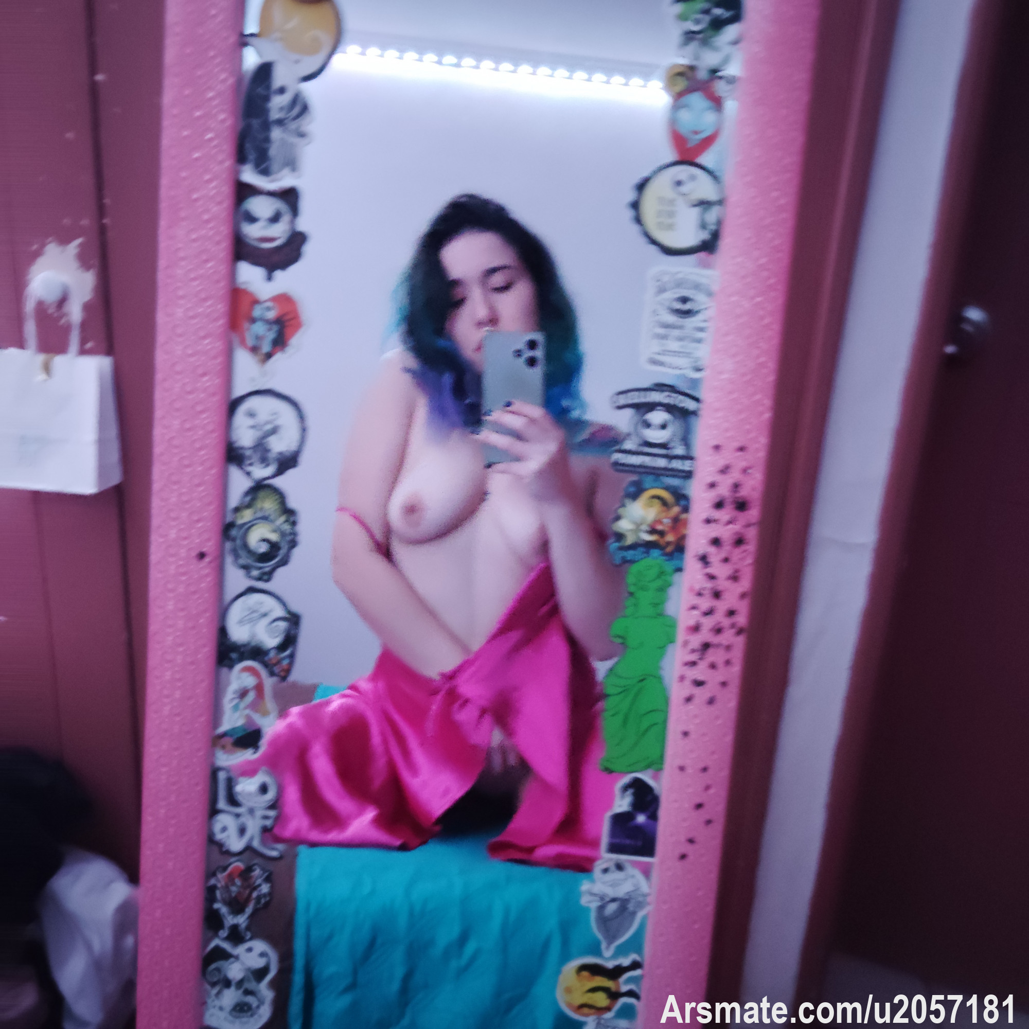 Buenas tardes, bbs 
Cómo están? 
Les dejo un packcito pa que pasen el frío 😈 
.
.
.
https://arsmate.com/u2057181/post/5158093