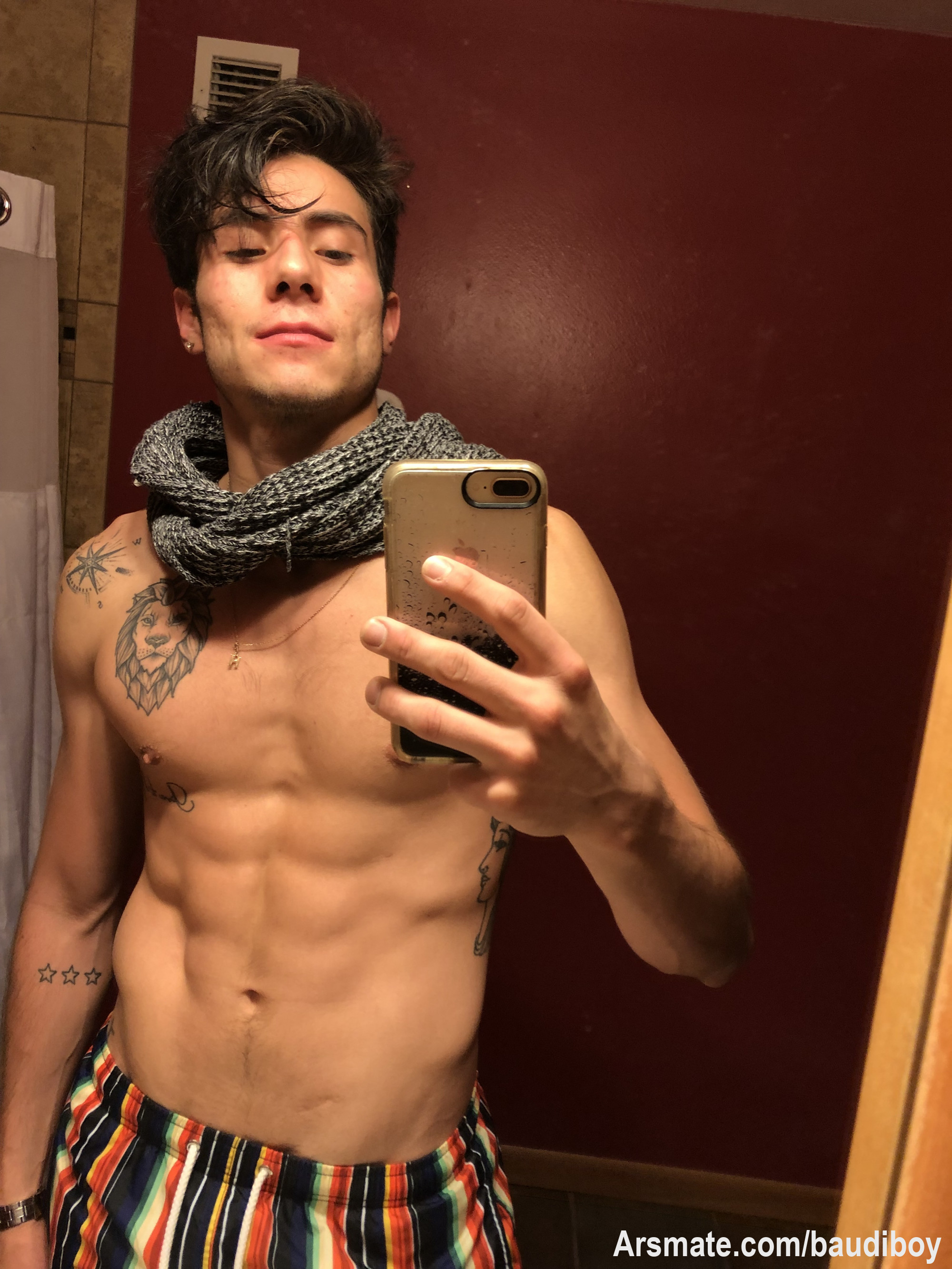 Lo que ves aquí es solo una muestra, lo mejor está guardado para mis suscriptores