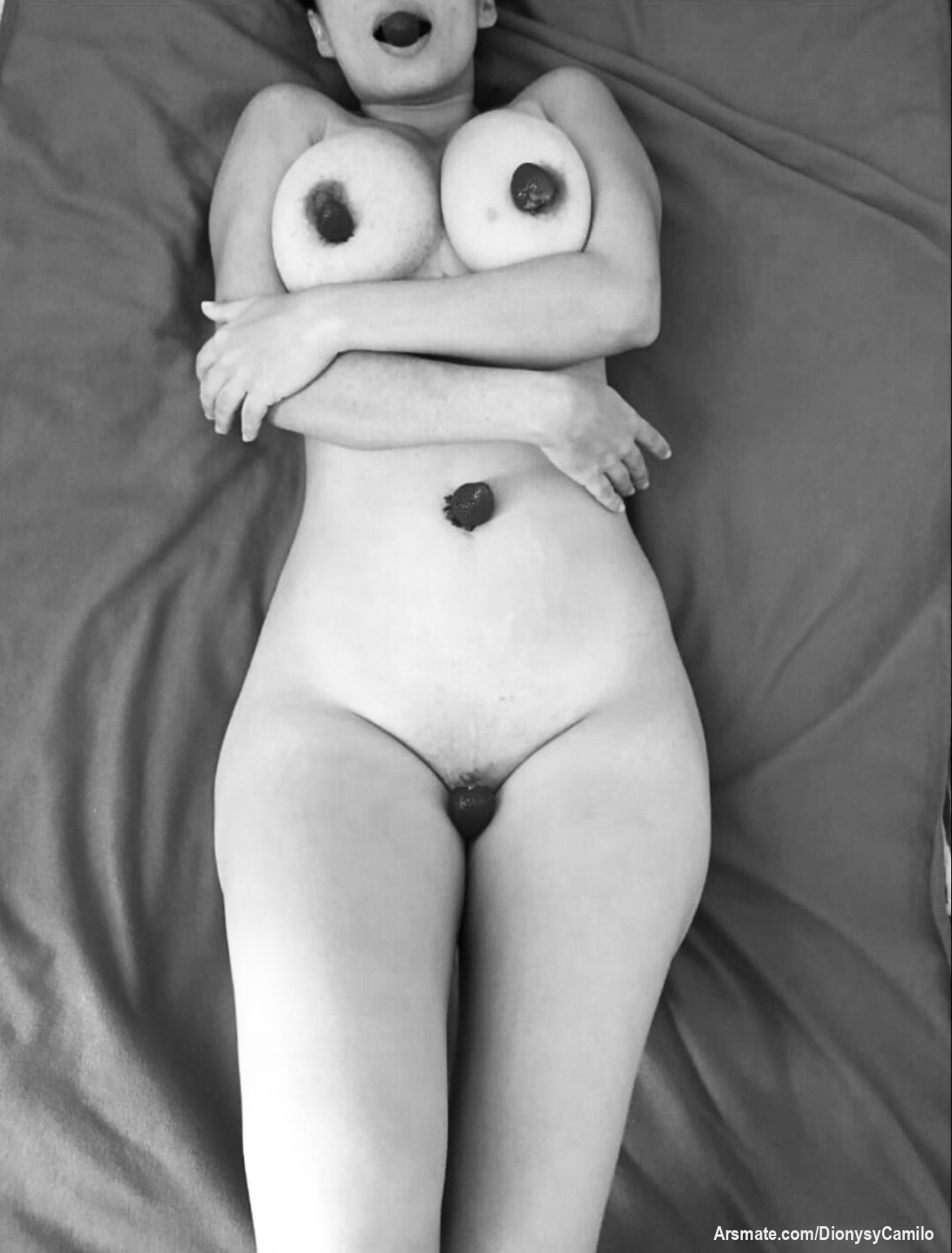 Buenos días bebés, les envío besitos, ¿quien con ganas de desayunar? 🫦🫦

Activa con rico Sexting 🔥🔥