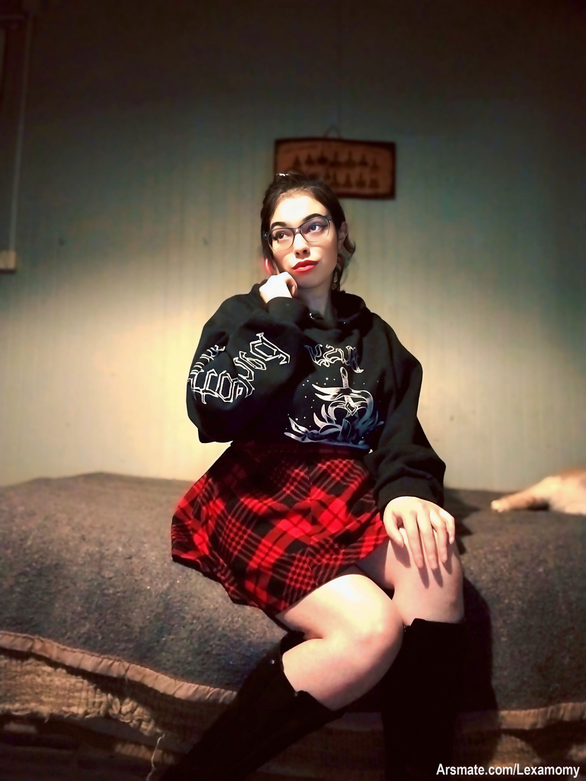 Estoy full haciendo video llamadas y sexting 🔥😈💦consulten al Dm 😈🔥suscripción a solo 5US