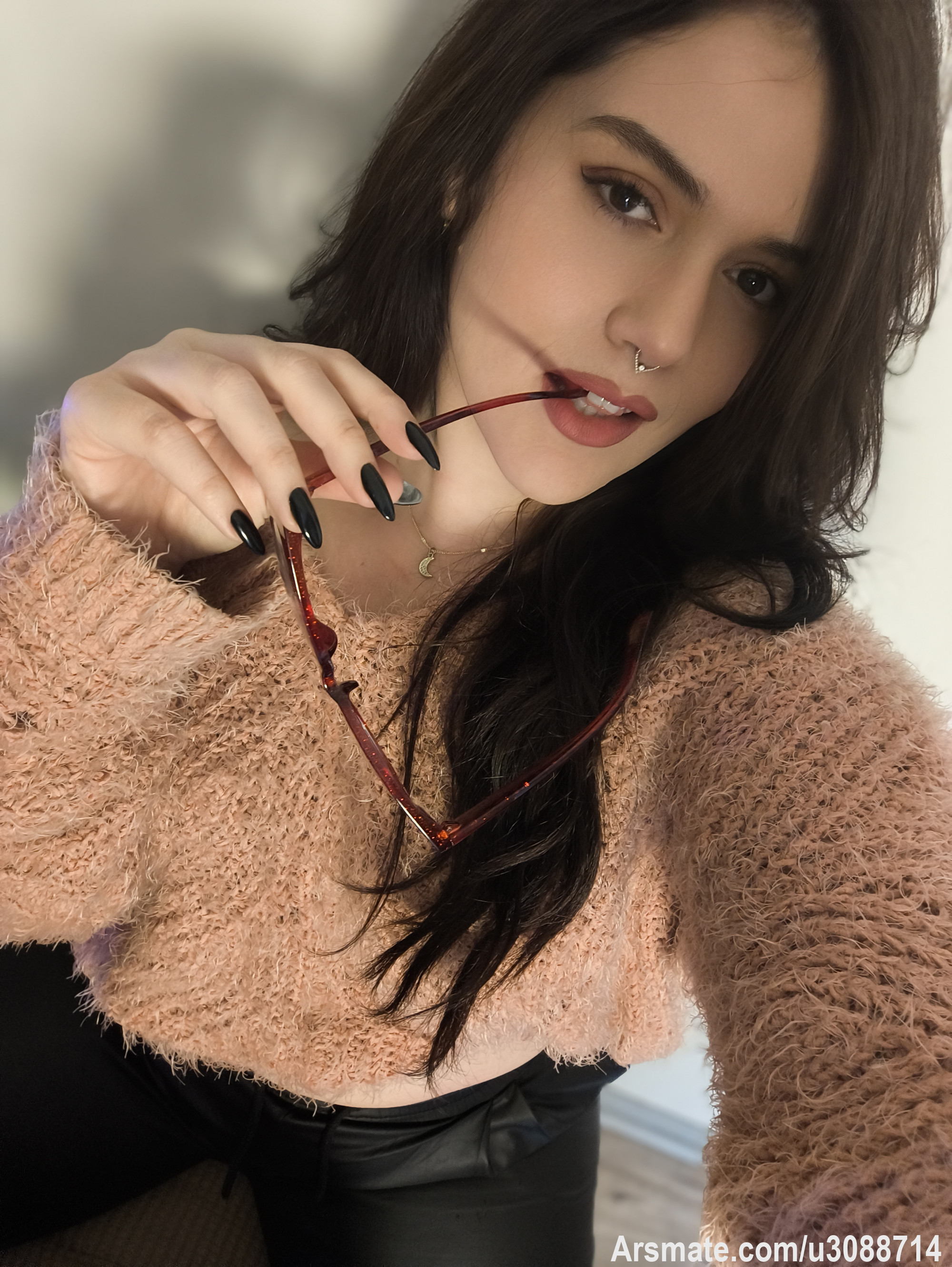 Quiero Grabar contenido explícito con una chica 🥹😈🫦
Si hay alguna aquí que haga colaboraciones y quiera pasarla rico, me escriben al privado . 
Besitos a las mamasitas también