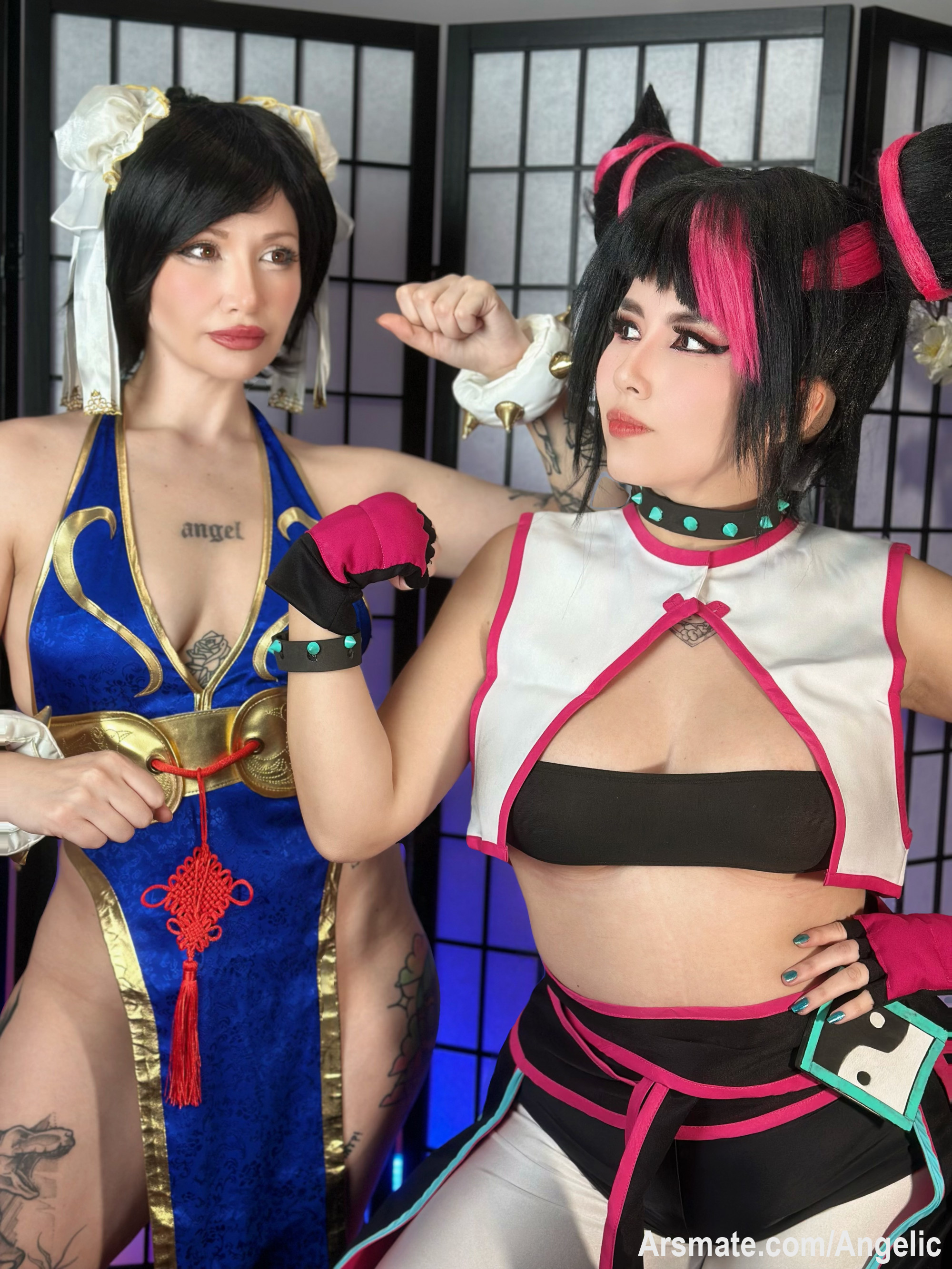 Cuando Juri Han y Chun-Li se tocan… el ring arde 🔥🥵

Ya viste el nuevo estreno ??? 
Junto a @lamikicita

#JuriHan #ChunLi #StreetFighter #erocosplay
