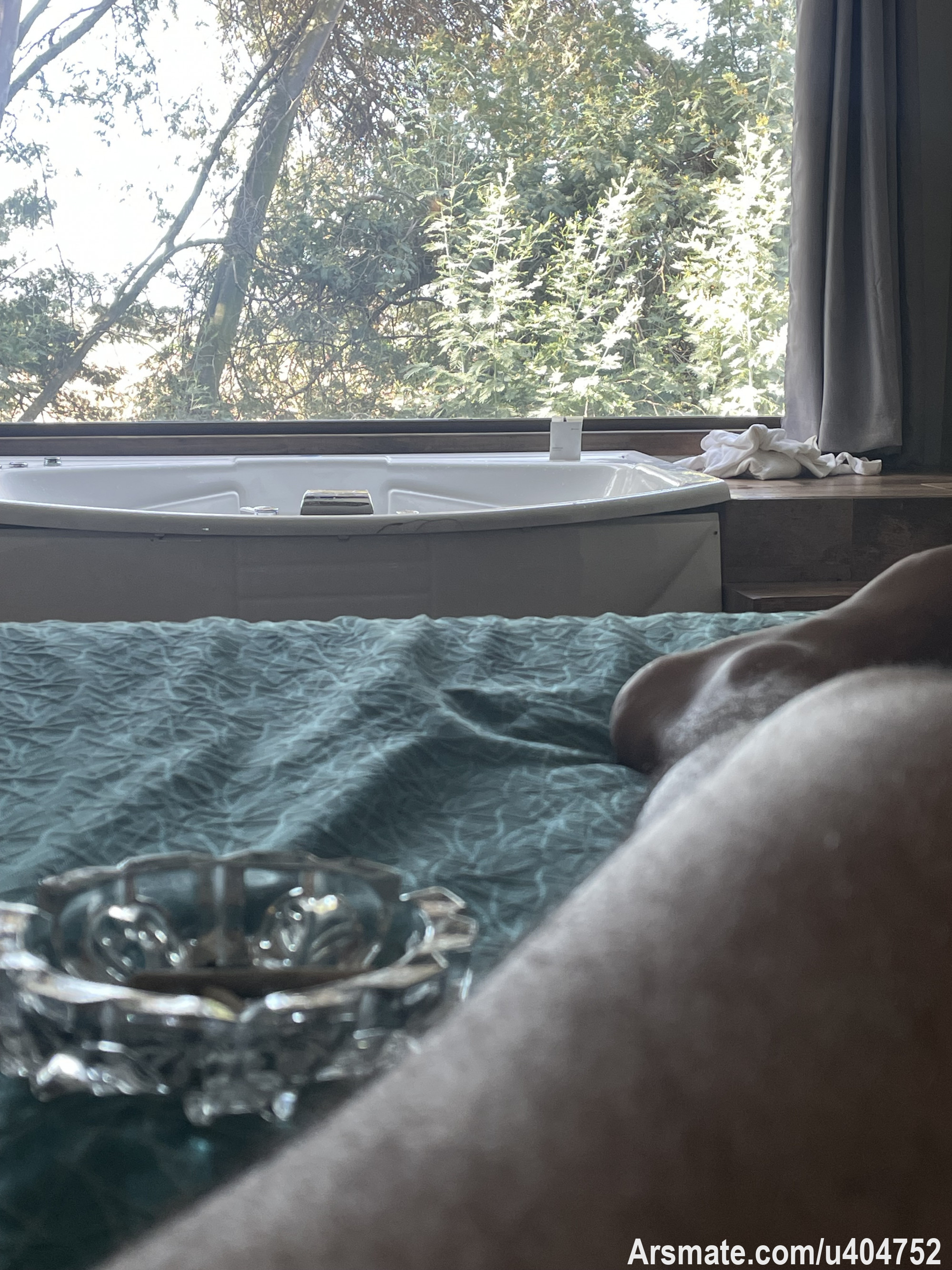 Motelazo, comenten pa su live acompañado en el jacuzzi 🫦