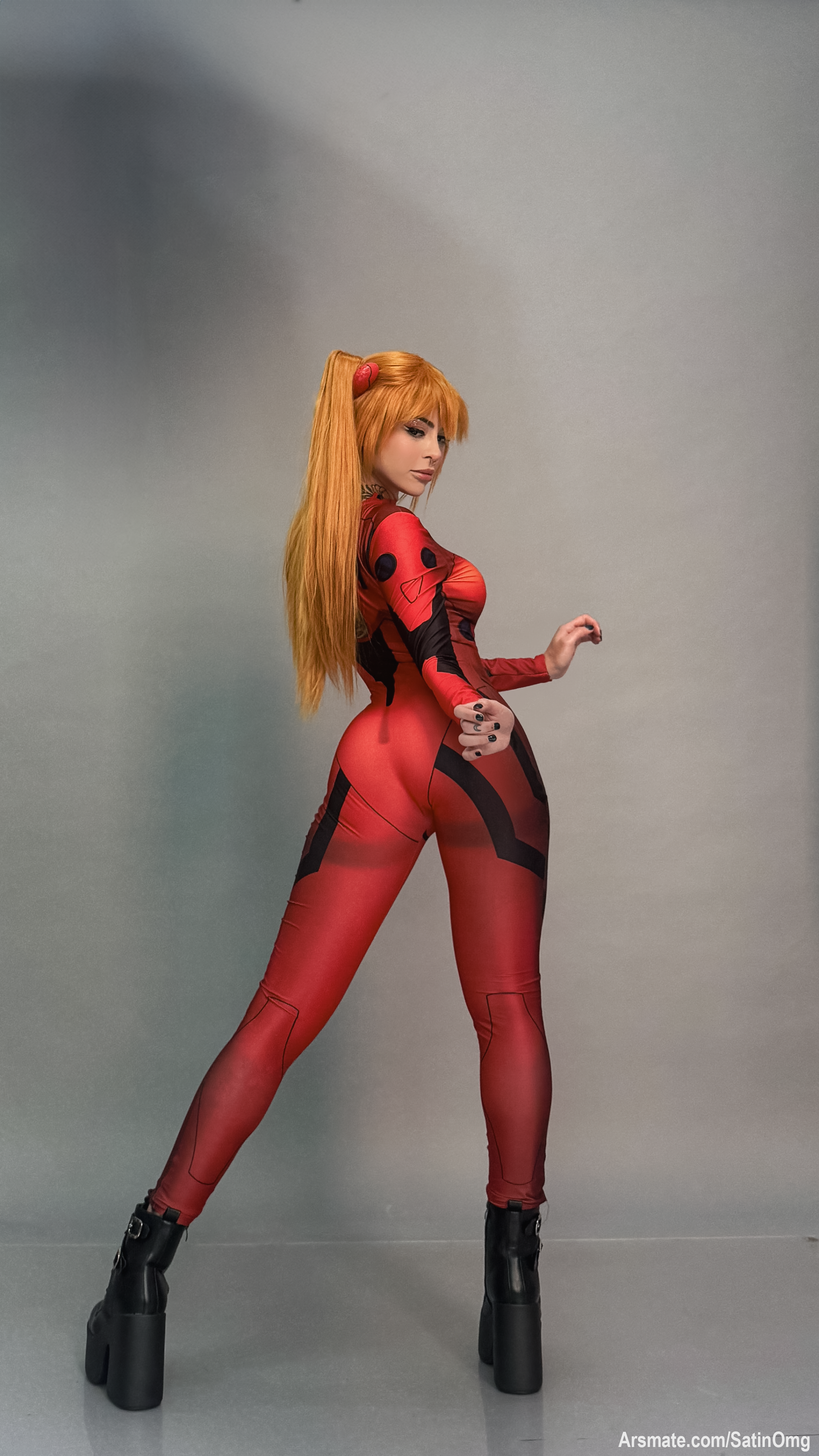 Hoy es mi cumpleaños número 31 y estoy muy feliz de poder estar un año más aqui mostrando mi arte junto a ustedes ❤️‍🔥🦂. Estoy en un proceso ahora de separación, cambio de casa y transformación ! Así que cualquier regalito donación o lo que sea es bienvenido para mi 🙂‍↔️🙂‍↔️🙂‍↔️. 
Como saben tengo mi suscripción al mínimo para que puedas seguir disfrutando de todo mi erotismo 🦂