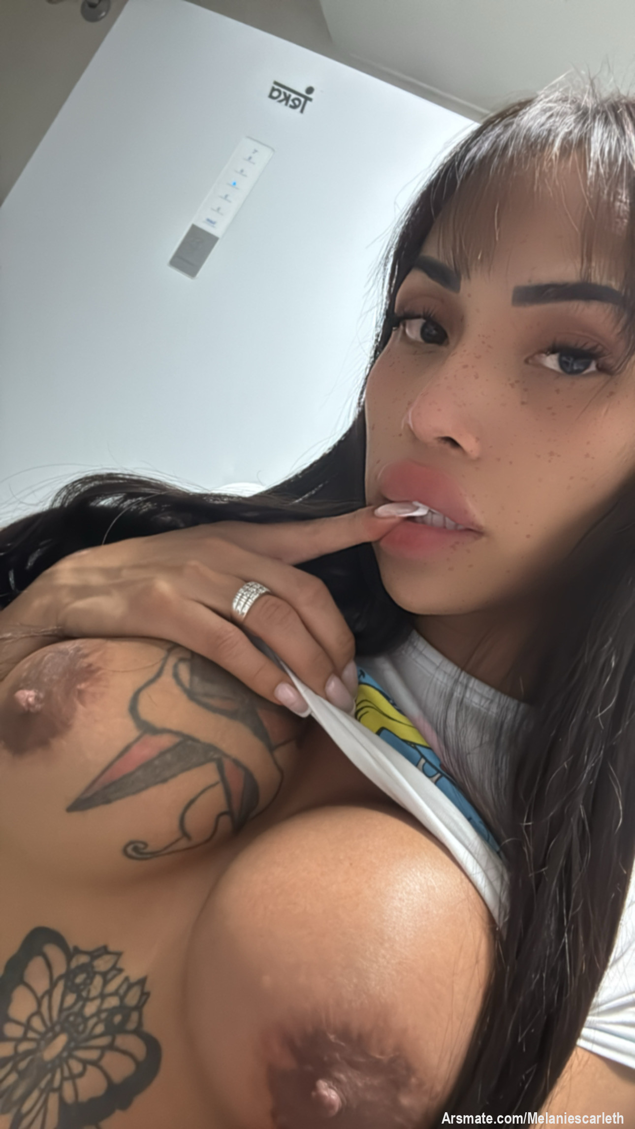 Holiii llego el viernes a Chile 💋💋🔥🔥