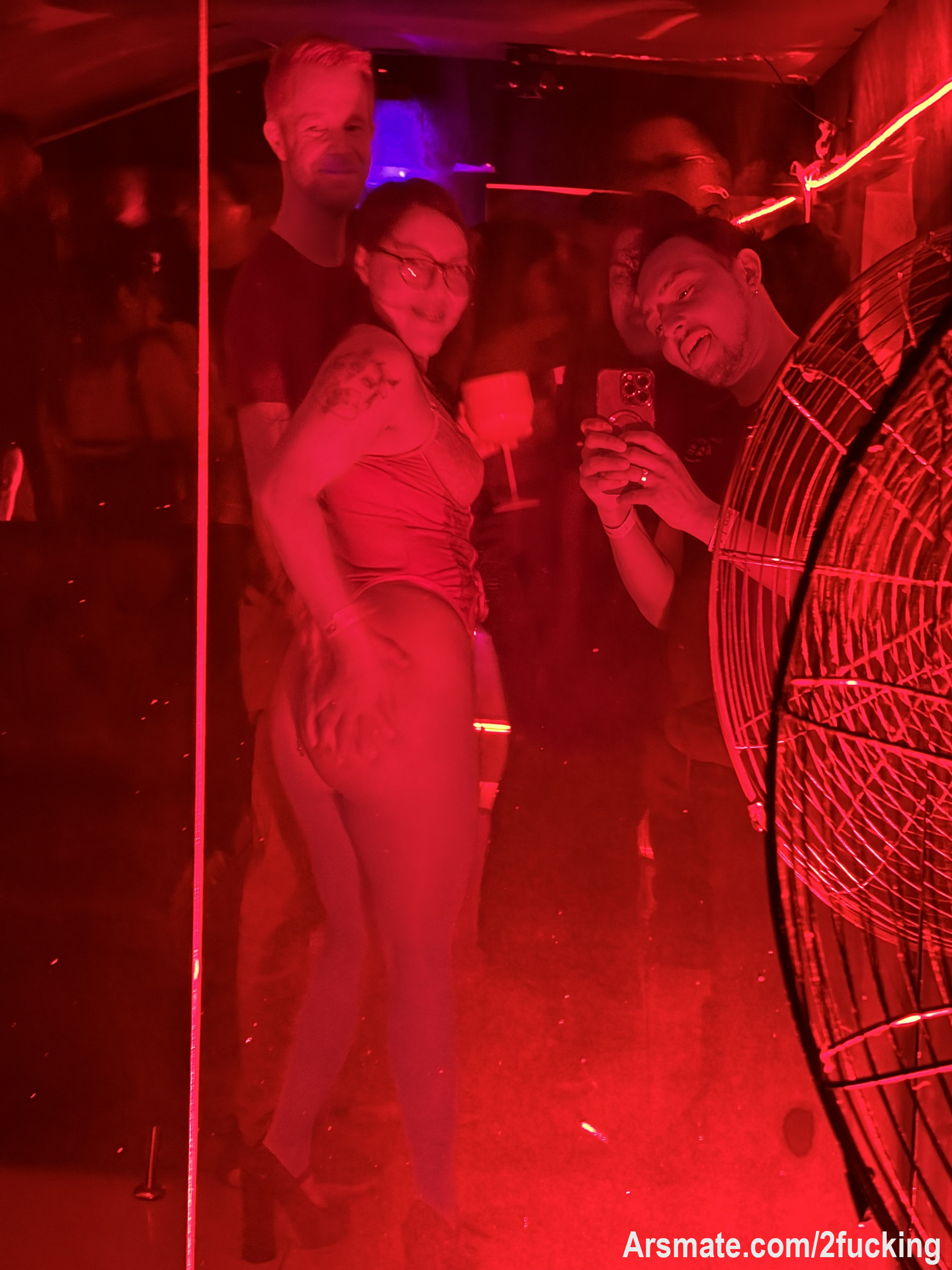 Aprovechen la suscripción gratis 🔥🔥🔥

Se viene nuevo contenido muy rico con esta pareja 

@lassesamstrom
@arlettebathory