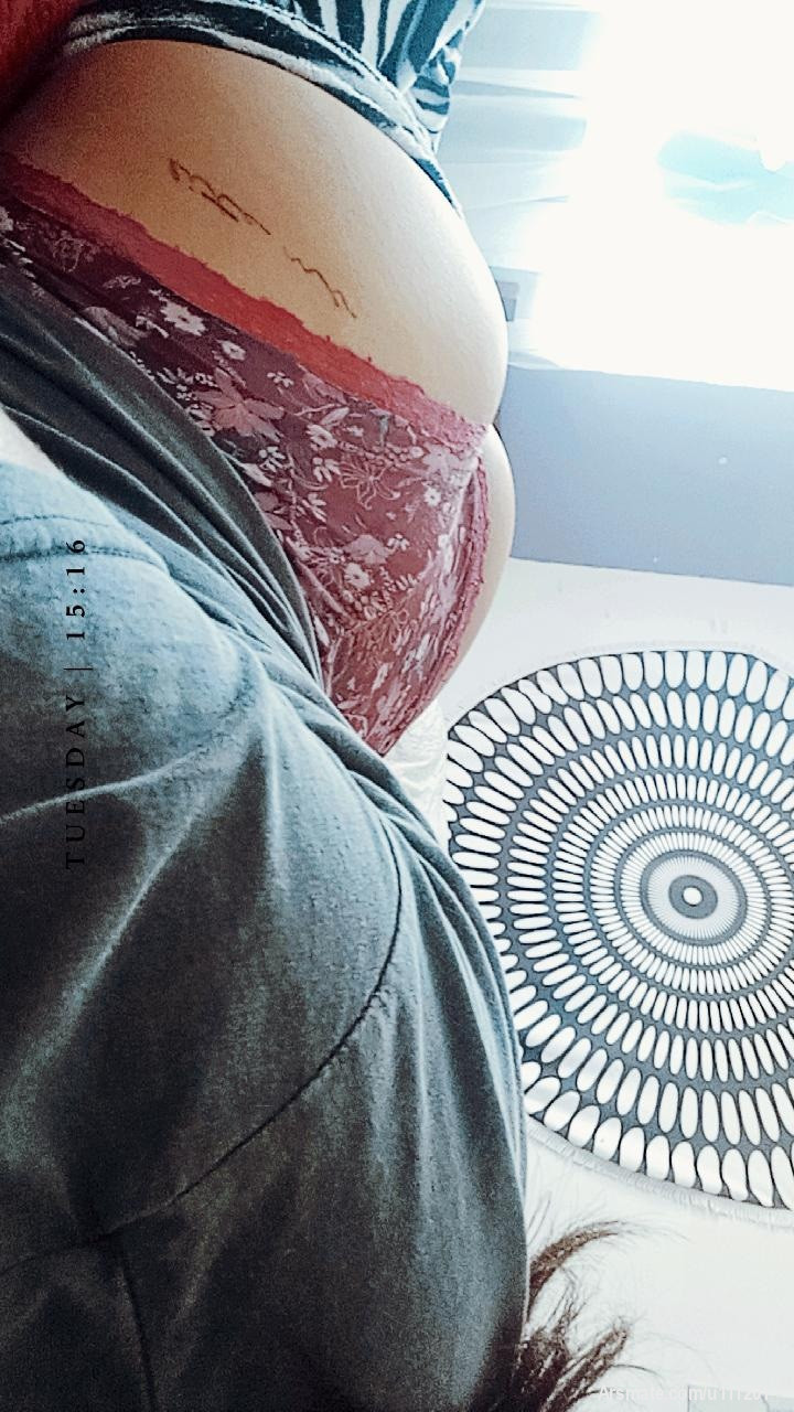 Les gusta mi 🍑? 
Suscribanse para ver mas de este contenido📲💋